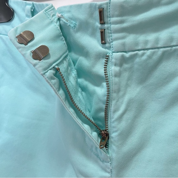 Vineyard Vines Aqua Shorts - Picture 6 of 7